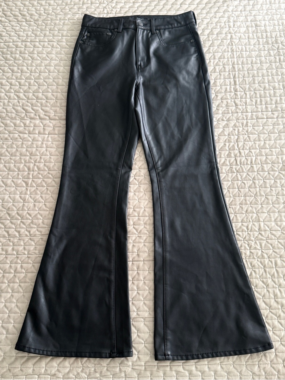 American Eagle AE Stretch Super High Waist Flare Vegan Leather Pants 8 - Picture 1 of 9